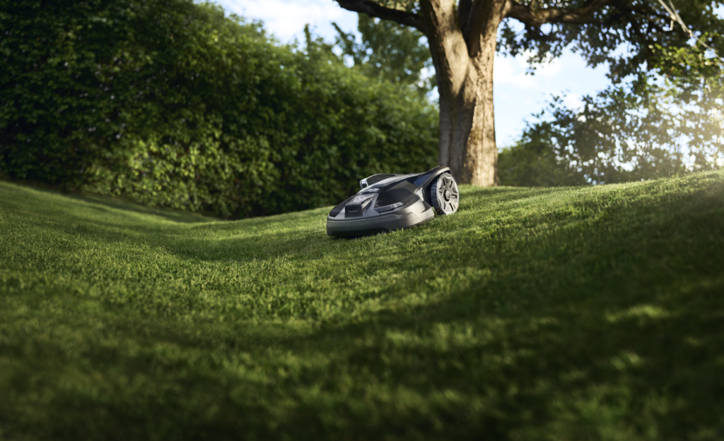 Husqvarna Automower® 320 NERA Hohmann Garten und Forstgeraete