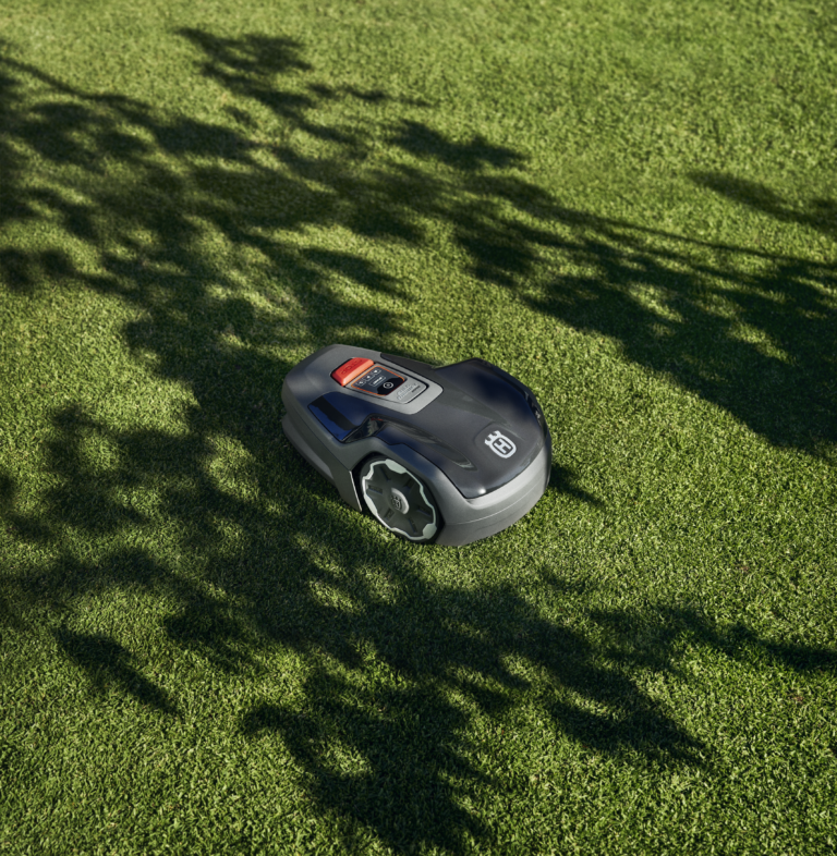 Husqvarna Automower® Aspire™ R4 Hohmann Garten und Forstgeraete